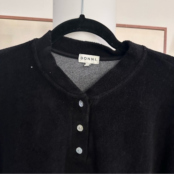Donni. Terry Black Henley long sleeve size small - Picture 2 of 5